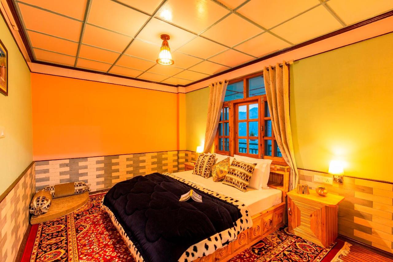 Zostel Homes Kotkhai Shimla Exterior photo